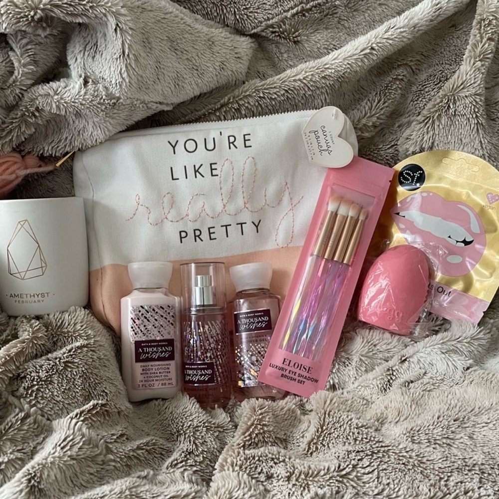 Mystery Box - Picture 7 of 11